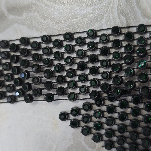 NWT Free People Royce Flower Choker with Crystal Rhinestones Black Center Flower - Picture 6 of 7